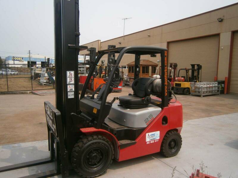 Forklift – NISSAN CP0D25 LPG – A-One Lift Trucks Sydney