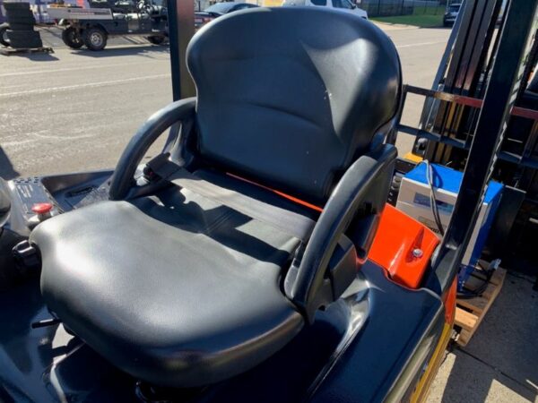 FORKLIFT - KOMATSU FB20M-12 ELECTRIC (R075) - Image 5