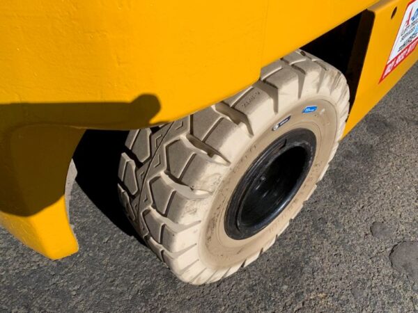 FORKLIFT - KOMATSU FB30-11 ELECTRIC (R028) - Image 6