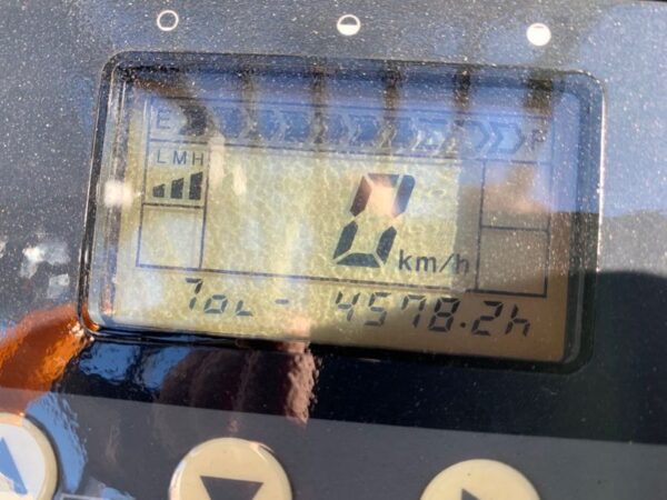 FORKLIFT - KOMATSU FB20A-12 ELECTRIC (R080) - Image 7