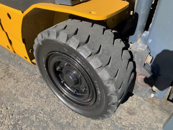 FORKLIFT - KOMATSU FB18M-12 ELECTRIC (R078) - Image 4