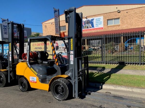 FORKLIFT - KOMATSU FG35AT-16 LPG (R024)