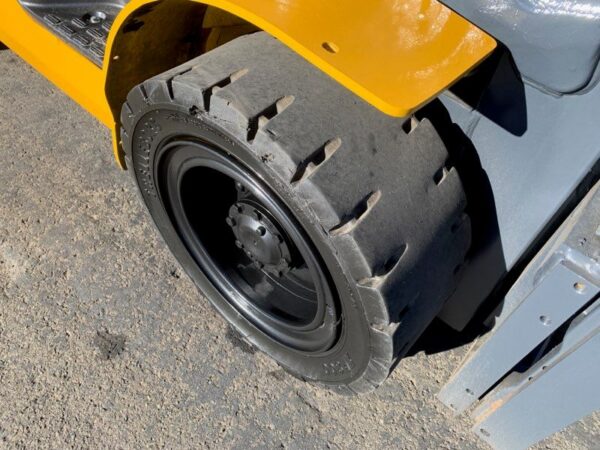FORKLIFT - KOMATSU FG35AT-16 LPG (R024) - Image 5