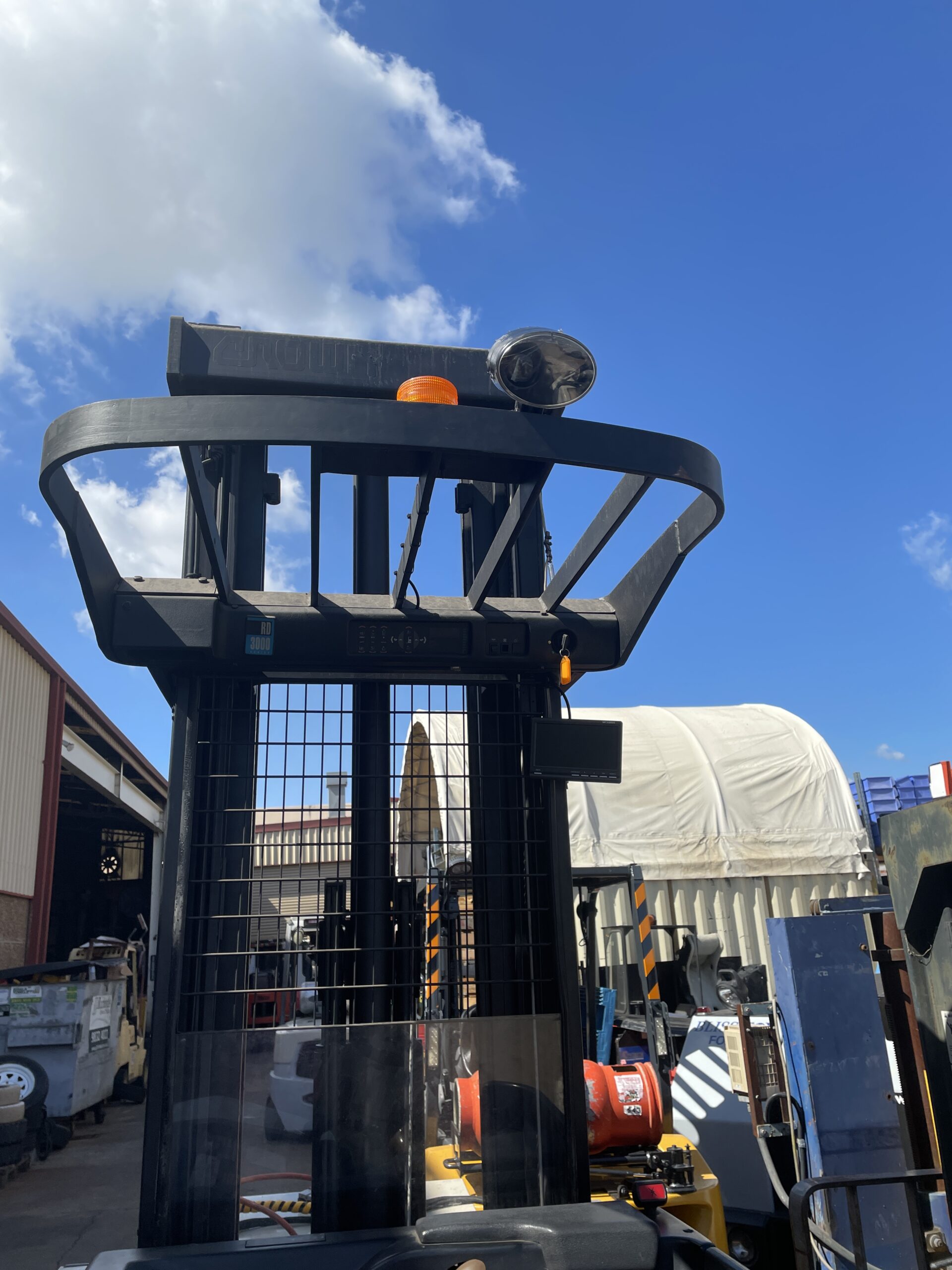 FORKLIFT - CROWN DOUBLE DEEP REACH TRUCK (S018) - Image 7