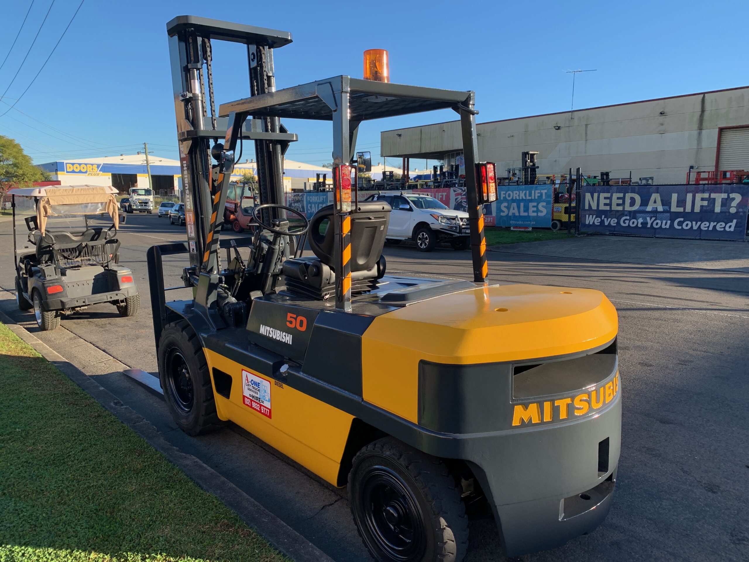 FORKLIFT - MITSUBISHI FD50 DIESEL (T003) - Image 2