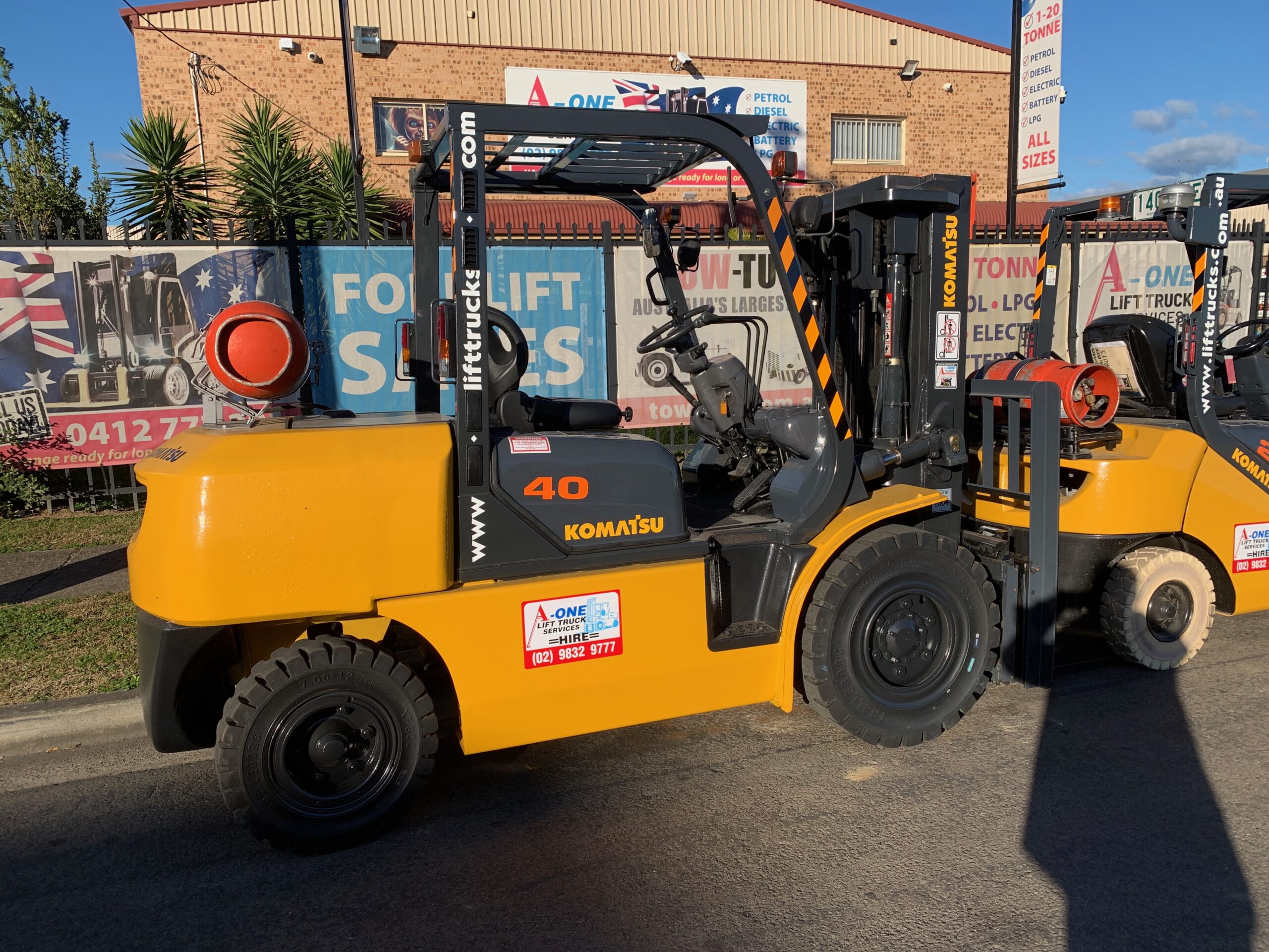 FORKLIFT - KOMATSU FG40T-7 LPG (T004)