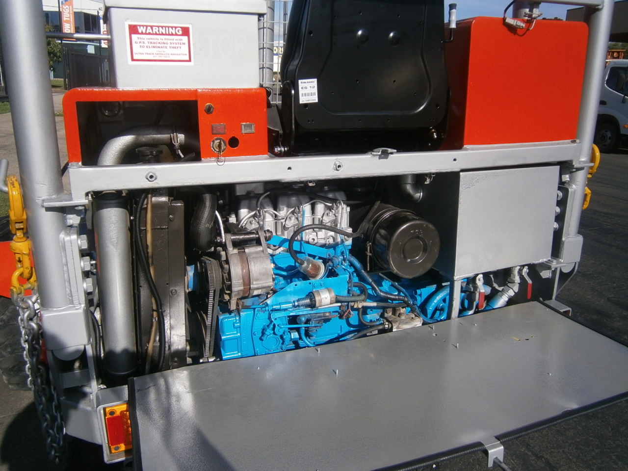 FORKLIFT - TAILGATOR EHD2000 SELF LOADING DIESEL FORKLIFT (H069) - Image 8