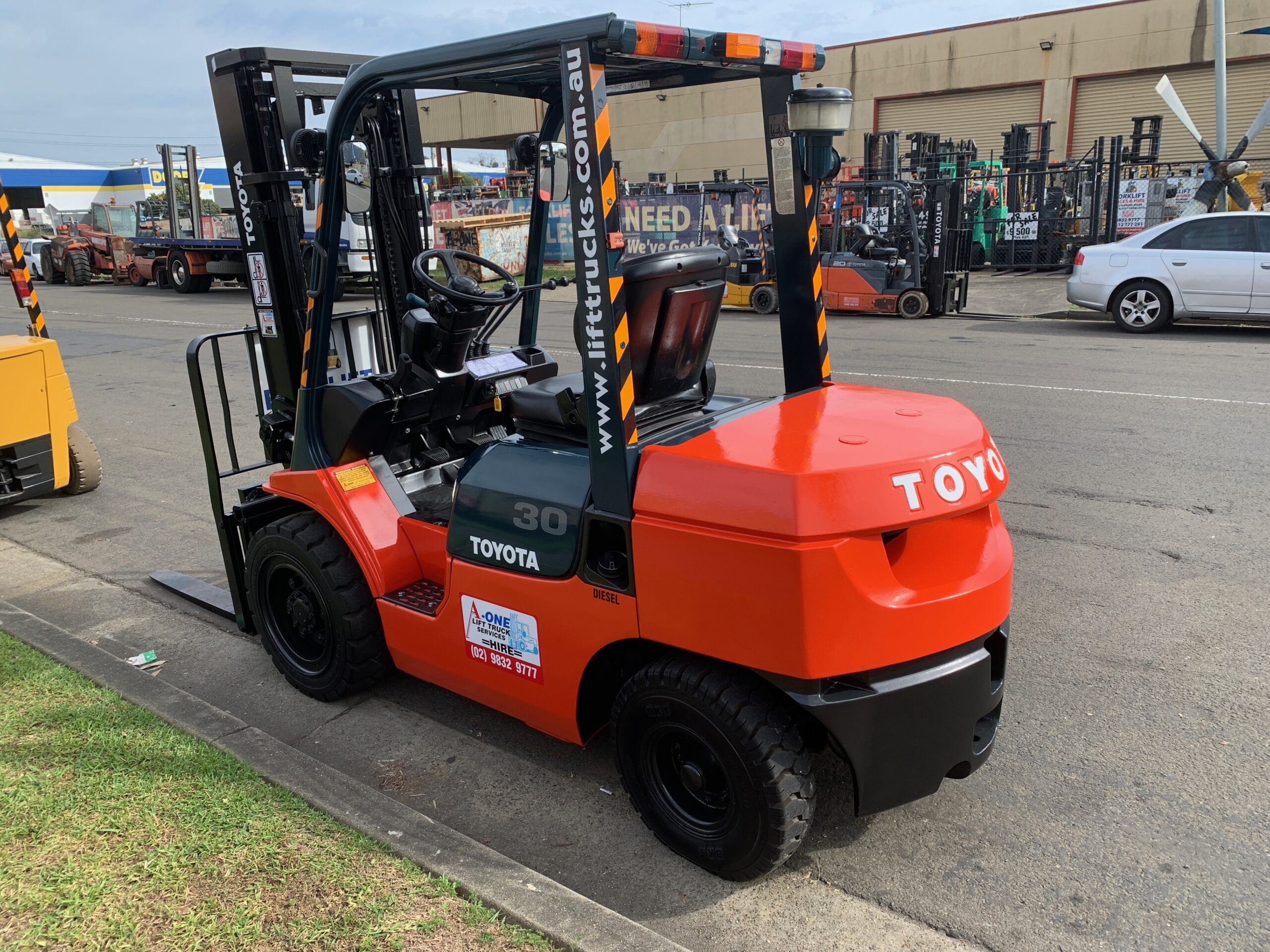 FORKLIFT - TOYOTA 62-7FD30 DIESEL (T020) - Image 9